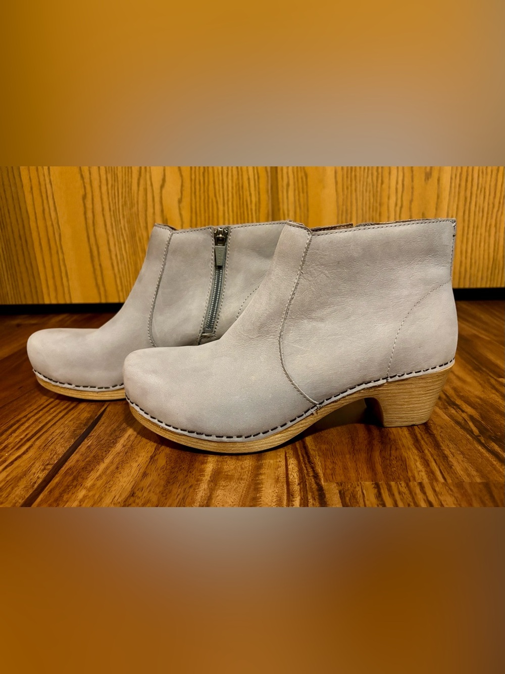 Dansko Maria Suede Ankle Booties EU 38 US 7.5/8